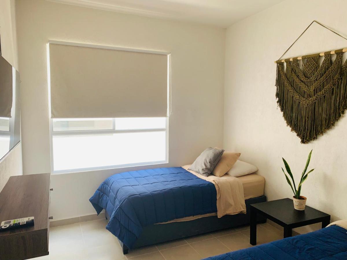 Franks House Apartment "Shared House" Cancun Exterior photo